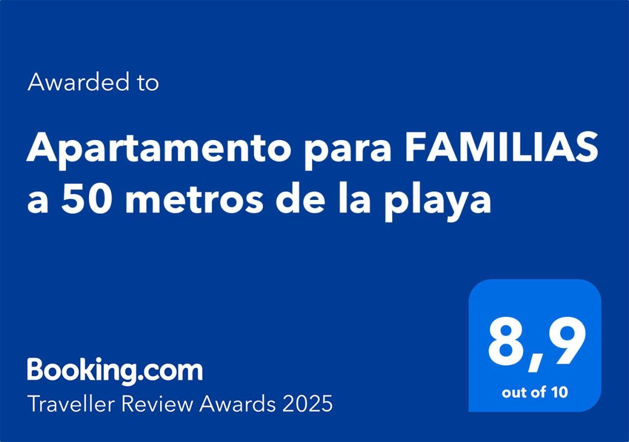 Familias A 50 Metros De La Playa *